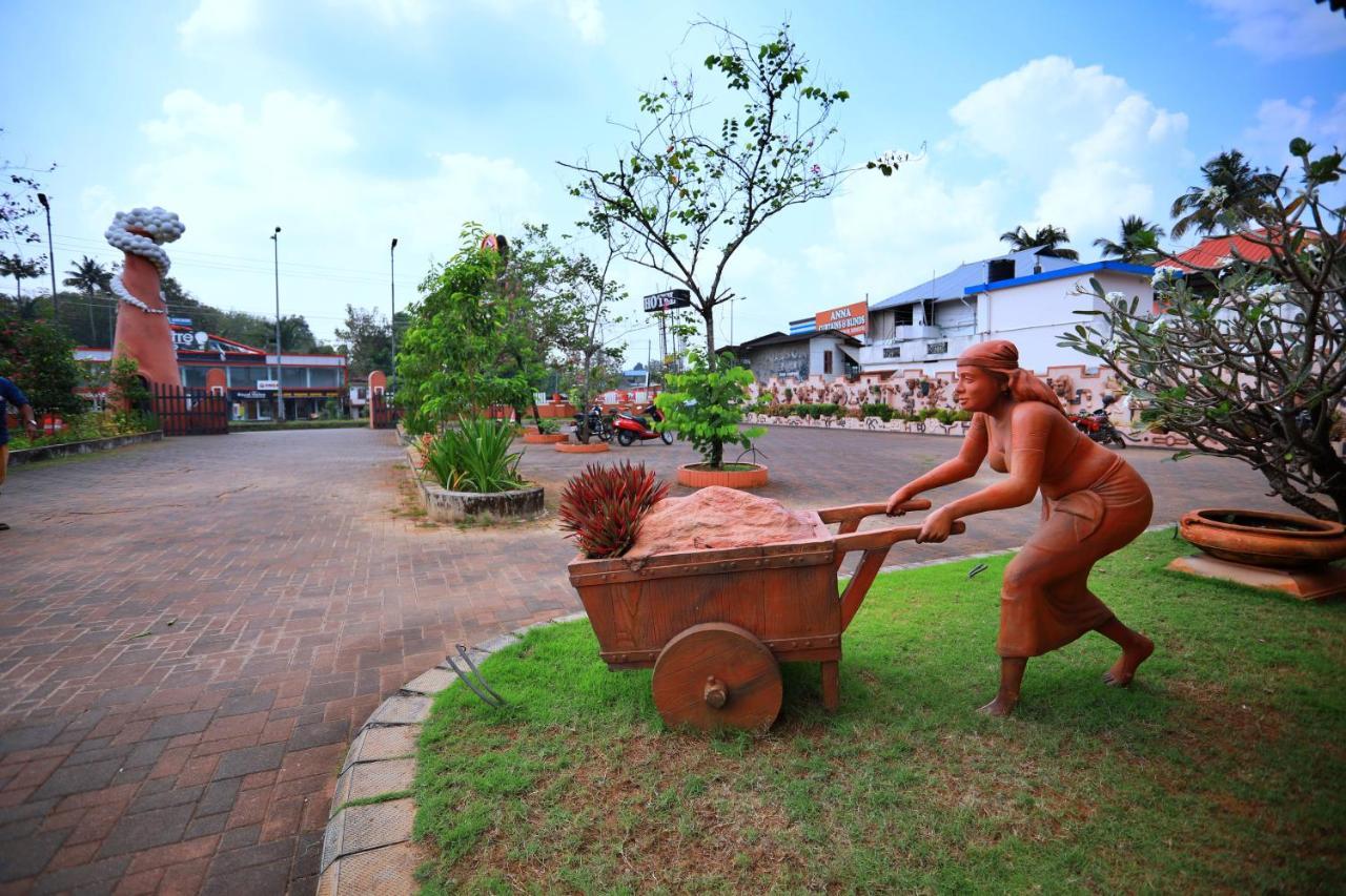 Отель Clay House Thrissur Экстерьер фото