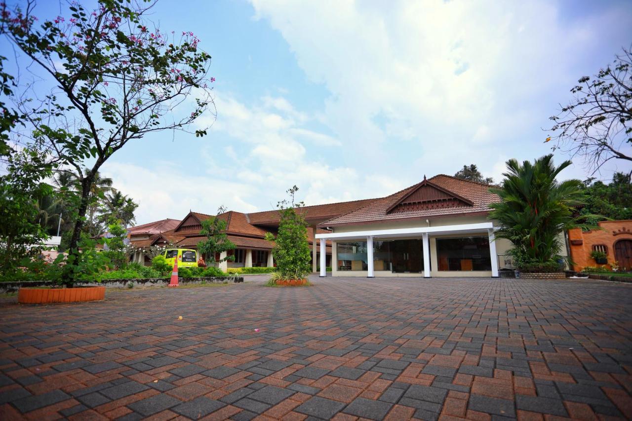 Отель Clay House Thrissur Экстерьер фото